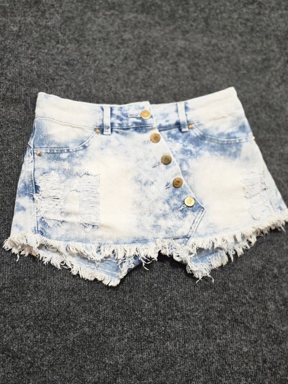 Mais Mulher Women’s Y2K Acid Wash Denim Skort Size 40 – Distressed Frayed